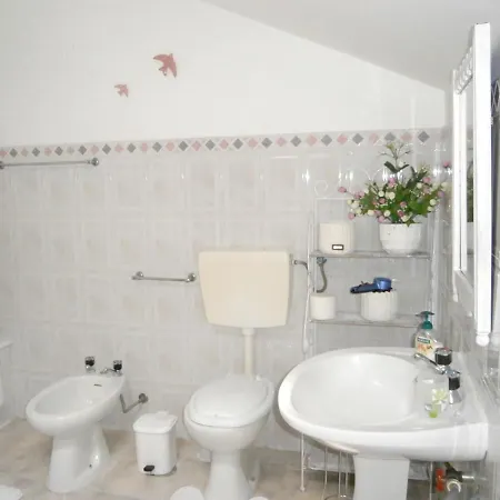 Apartment With 2 Bedrooms In Famalicao With Shared Pool Enclosed Garden And Wifi 5 Km From The Beach * Nazaré